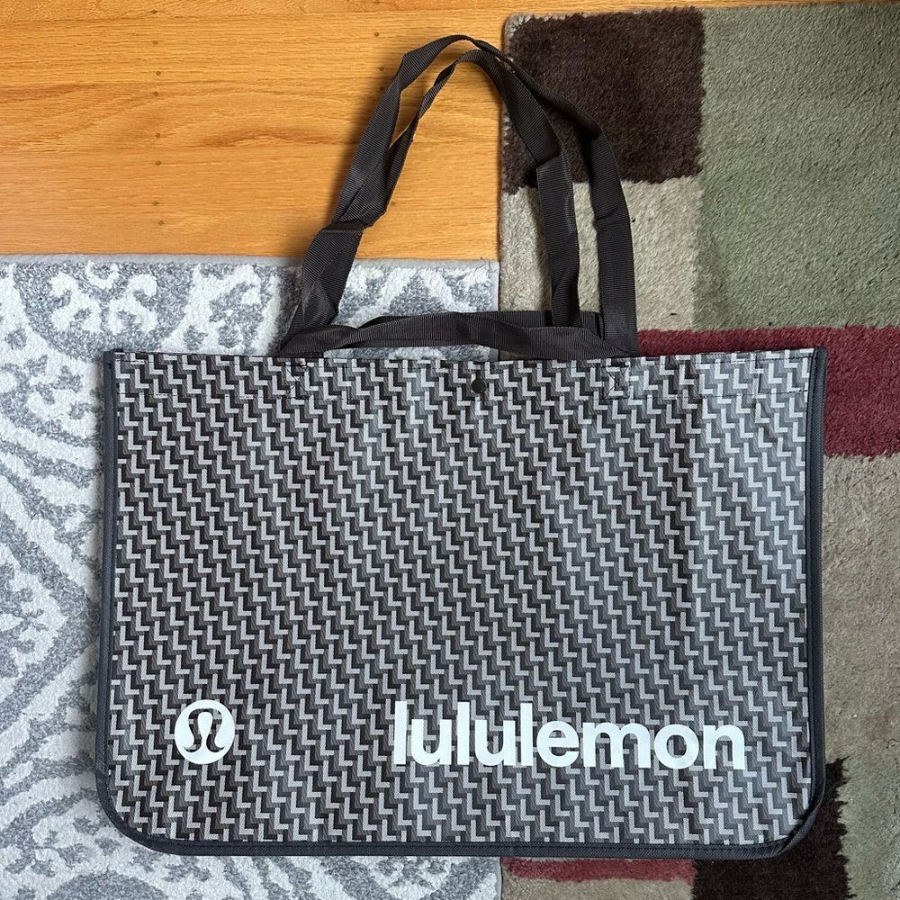 NEW Large Messenger Lululemon Tote with double handles. Resusable gift bag